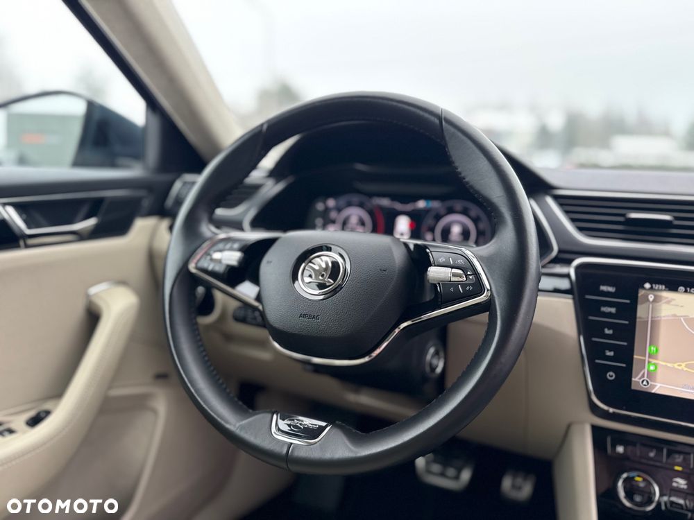 Skoda Superb 2.0 TDI SCR 4x4 L&K DSG - 34