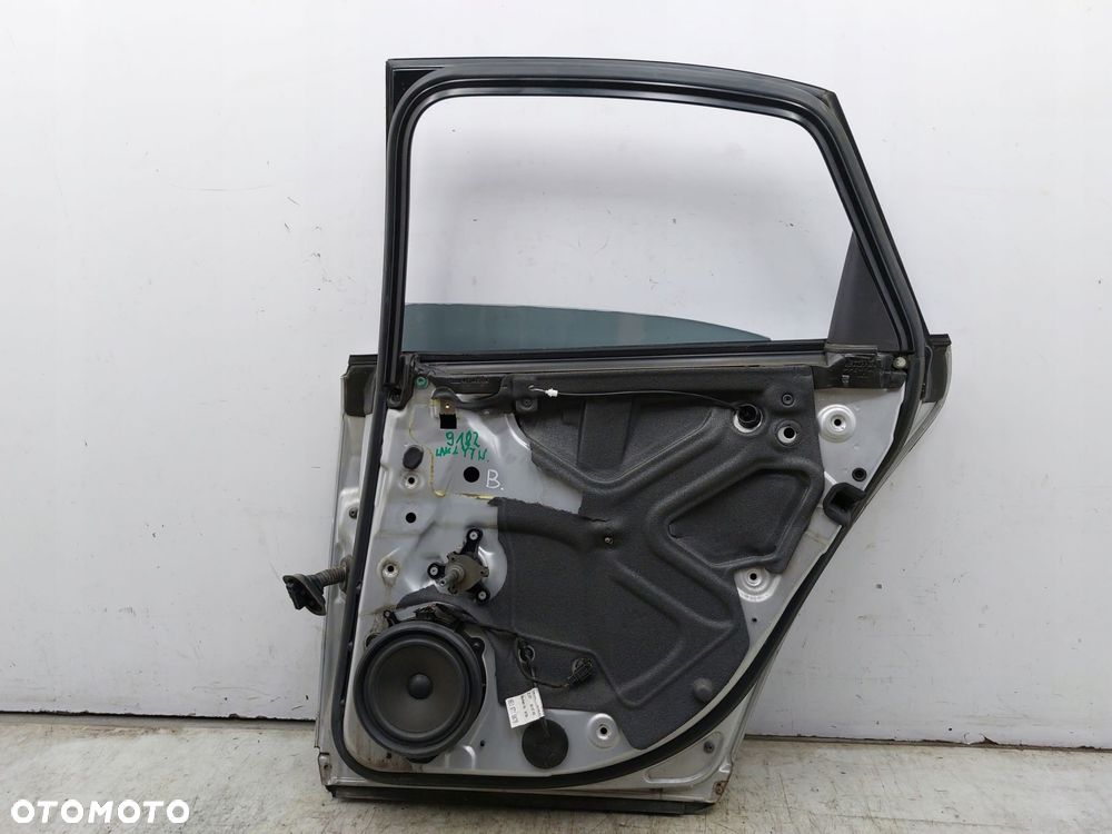 Drzwi tylne prawe tył Audi A4 B6 8E 2000-2004 KOD LAKIERU LY7W SREBRNE - 3