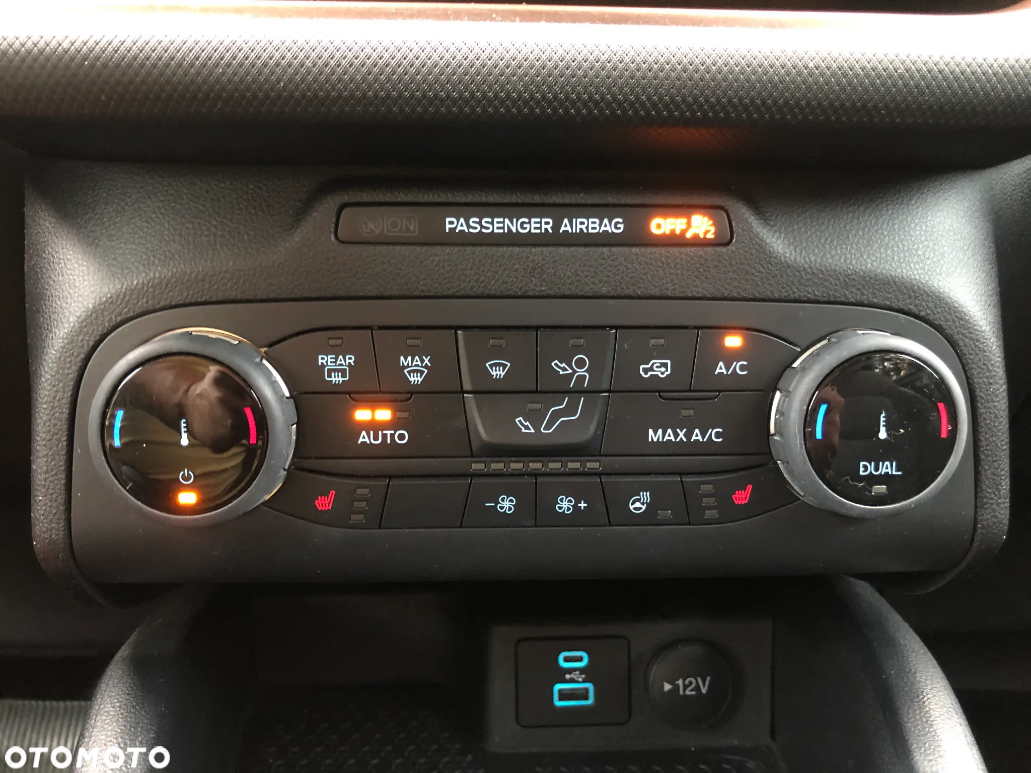 Ford Bronco - 15