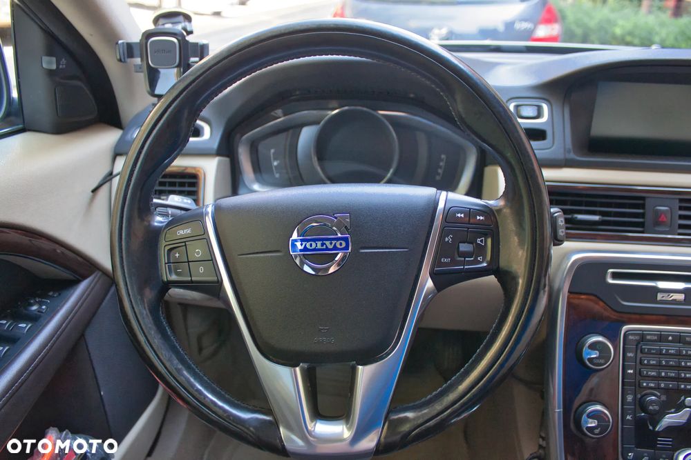 Volvo XC 70 3.2 AWD Summum - 41
