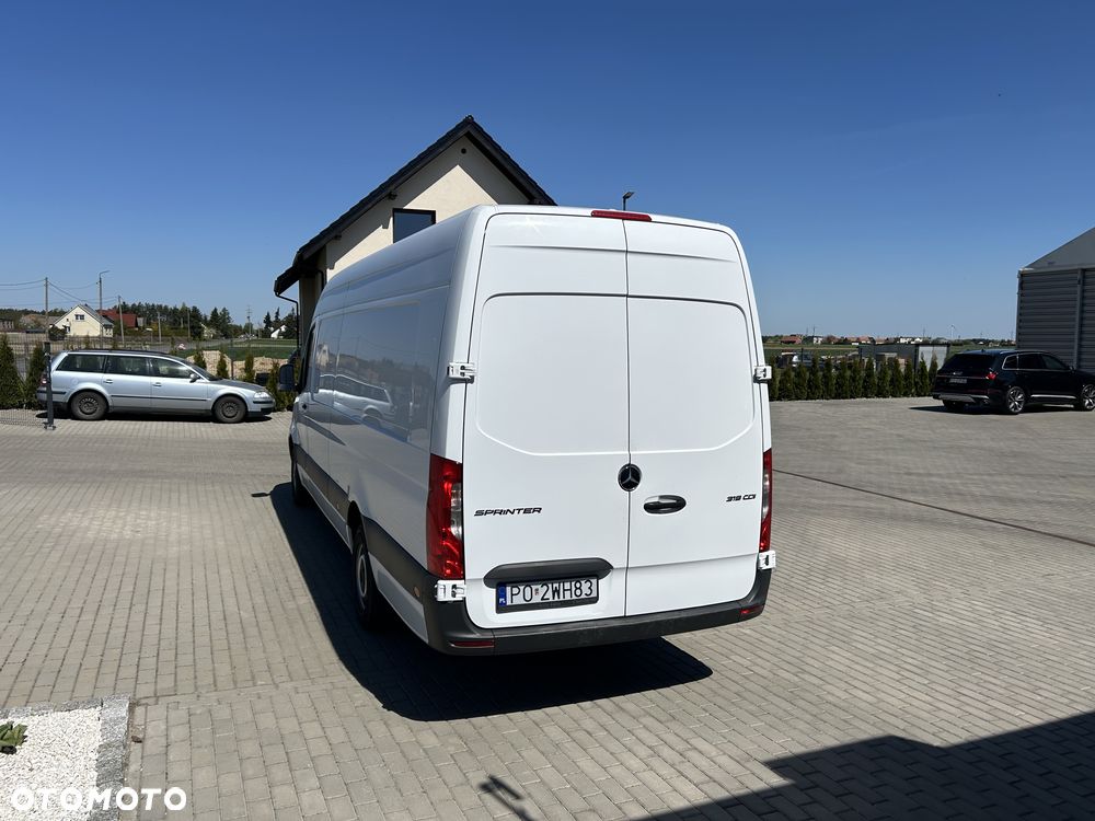 Mercedes-Benz SPRINTER - 3
