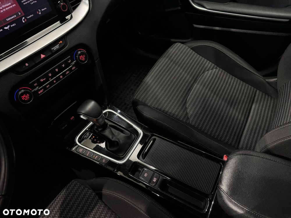 Kia Ceed 1.6 GDI PHEV L DCT - 27