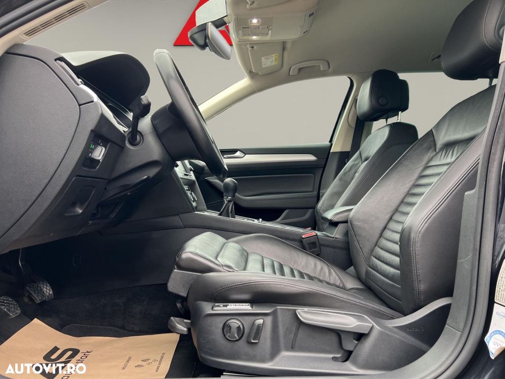 Volkswagen Passat 2.0 TDI R Executive - 13