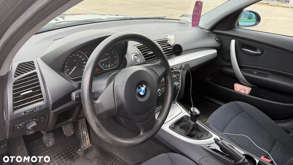 BMW Seria 1 - 9