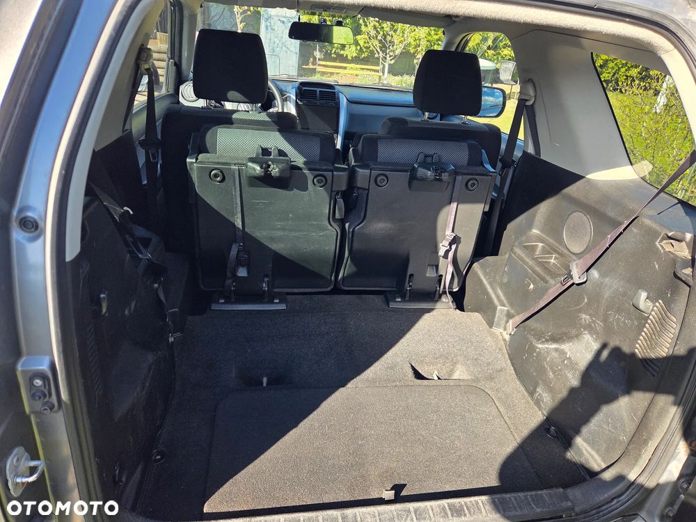 Suzuki Grand Vitara 1.6 De luxe - 5