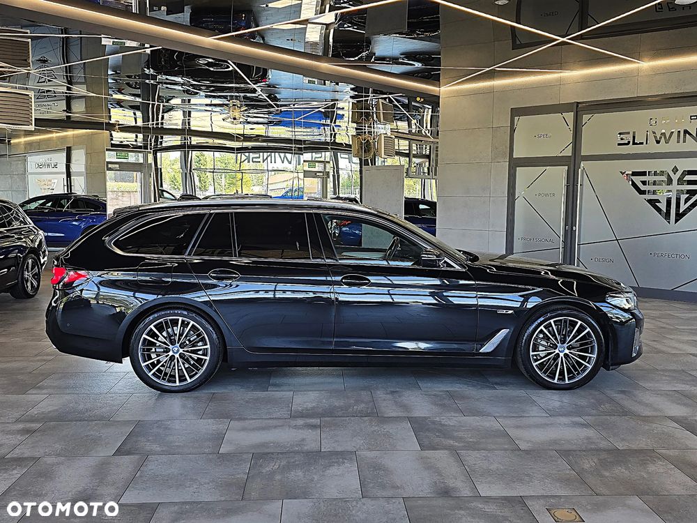 BMW Seria 5 530e xDrive Luxury Line - 11