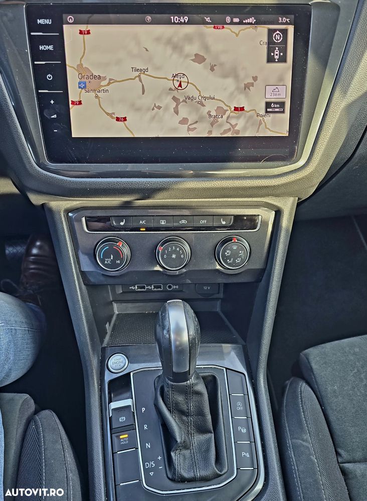 Volkswagen Tiguan Allspace 2.0 TDI SCR DSG Comfortline - 9