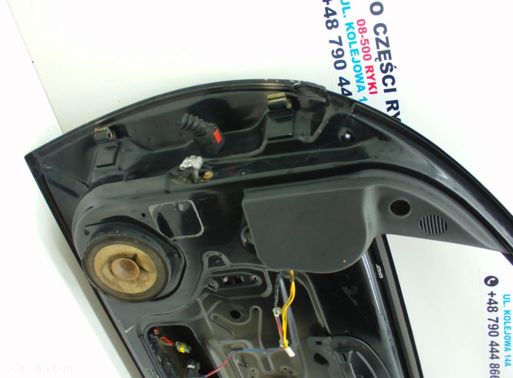 Opel Corsa C Drzwi 3D lewa prawa strona - 16