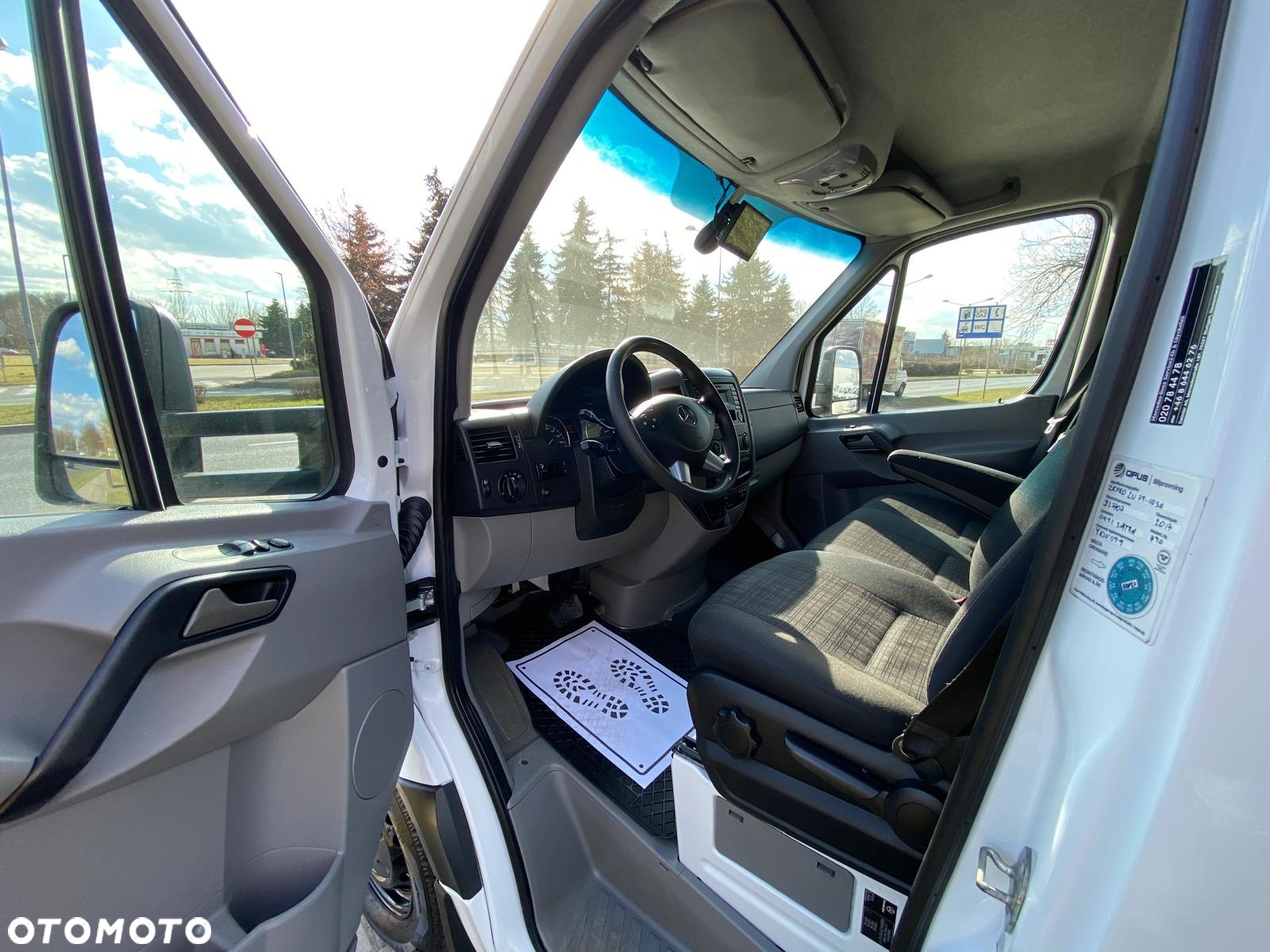 Mercedes-Benz SPRINTER 316 CDI AUTOMAT KONTENER CHŁODNIA MITSUBISHI WINDA ZEPRO - 33