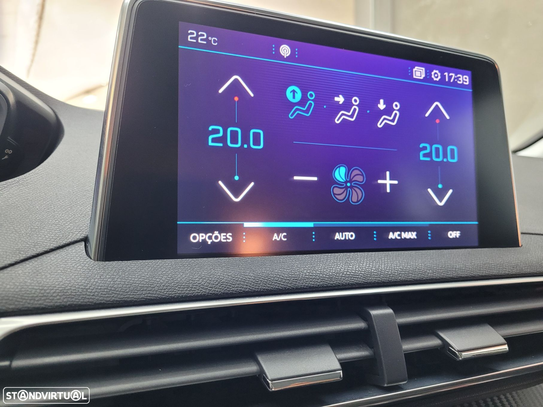 Peugeot 3008 1.2 PureTech Allure EAT8 - 30