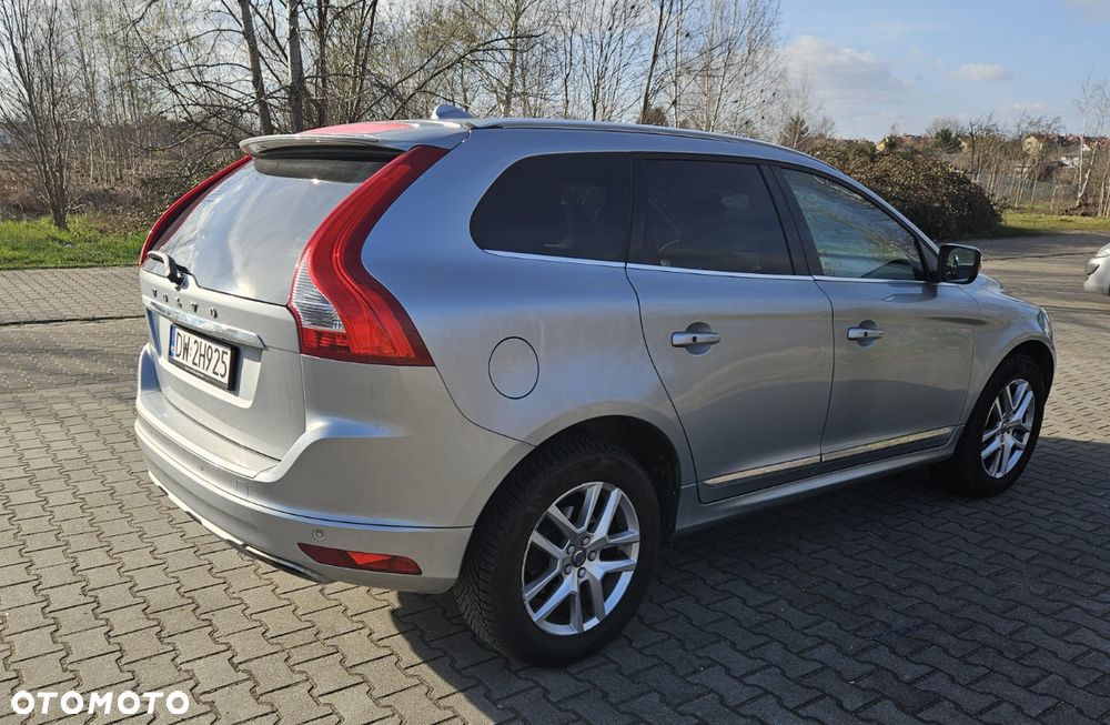 Volvo XC 60 D4 AWD Summum - 5