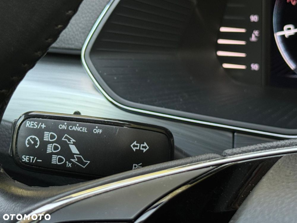 Skoda Superb 2.0 TDI SCR Ambition DSG - 21