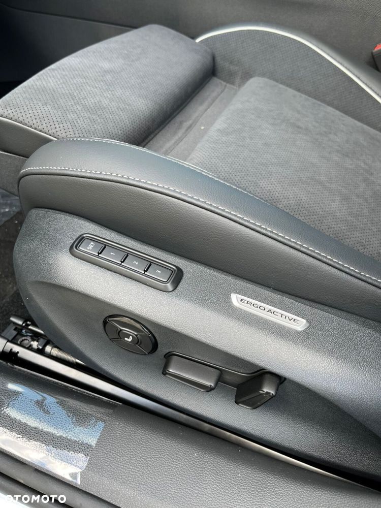 Volkswagen Passat Variant 1.5 TSI ACT mHEV Elegance DSG - 10