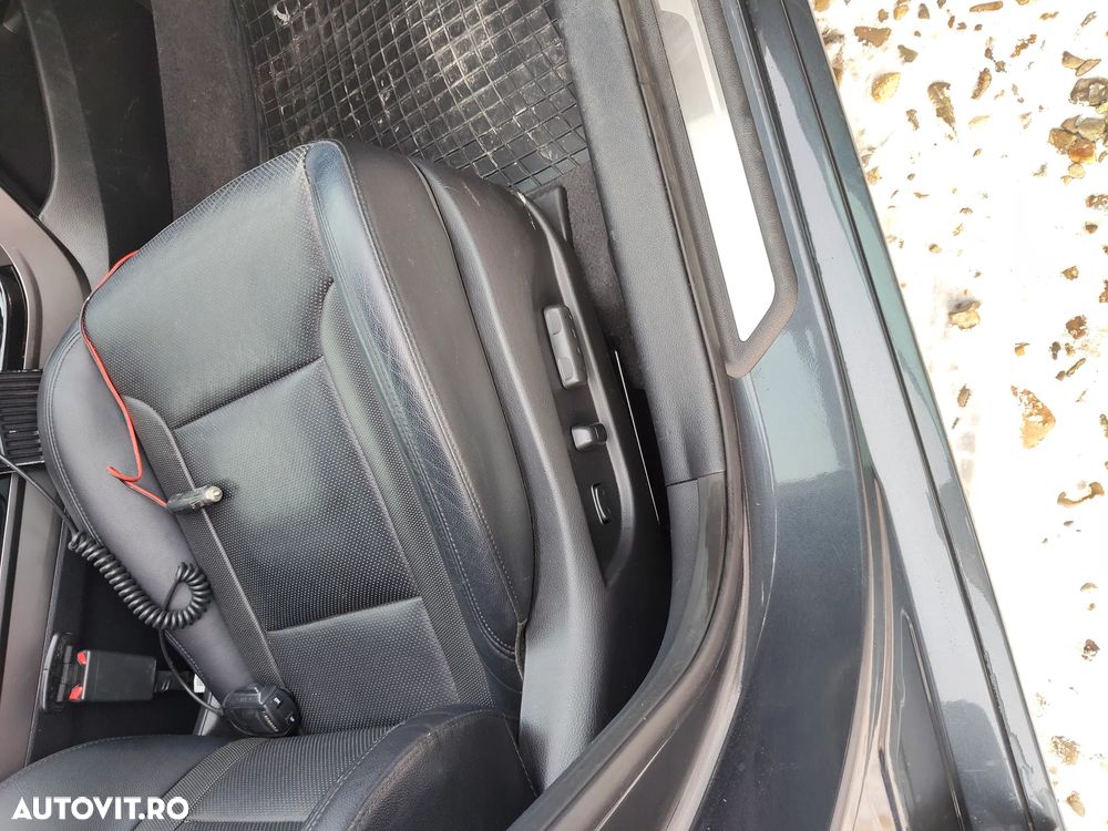 Hyundai i40 Kombi 1.7 CRDi DCT Premium - 19