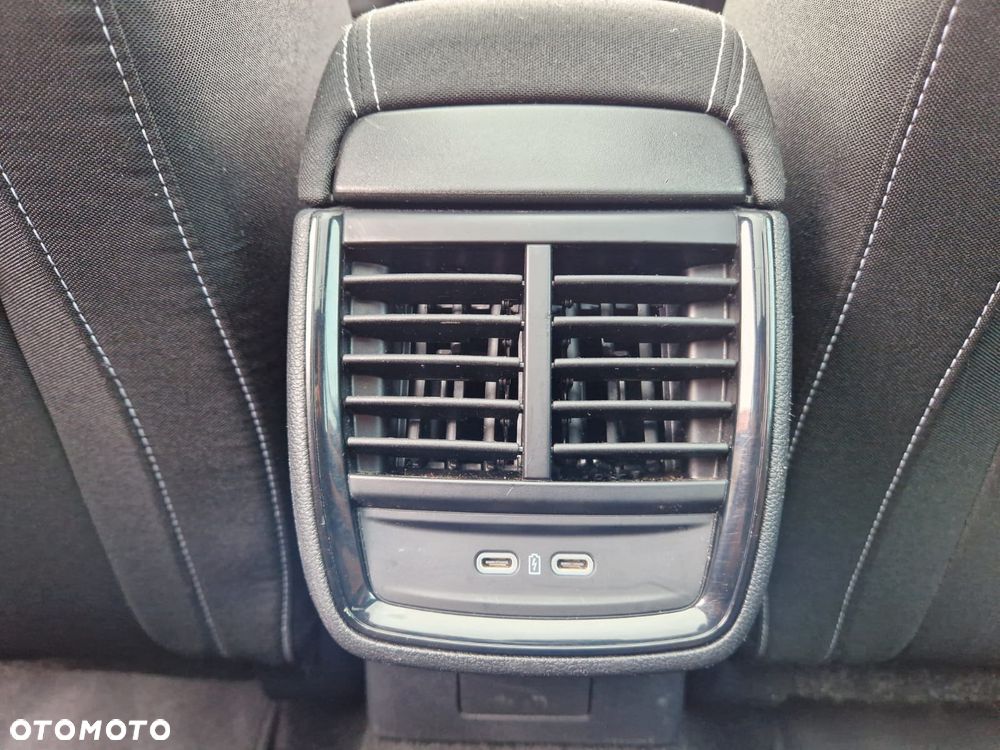 Skoda Kamiq 1.0 TSI DSG Monte Carlo - 34