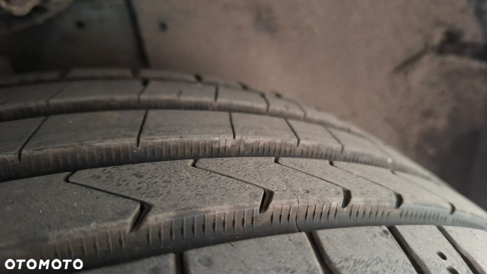 Ford Focus 2.0 16V Titanium - 11