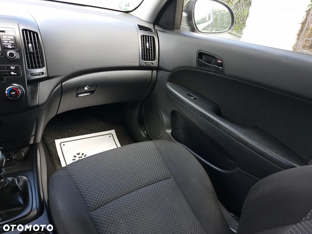 Hyundai i30 1.4 Classic - 29
