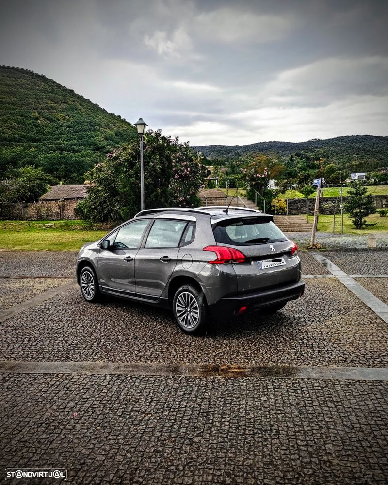 Peugeot 2008 1.6 BlueHDi GT Line - 21