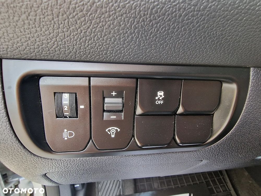 Kia Rio - 14