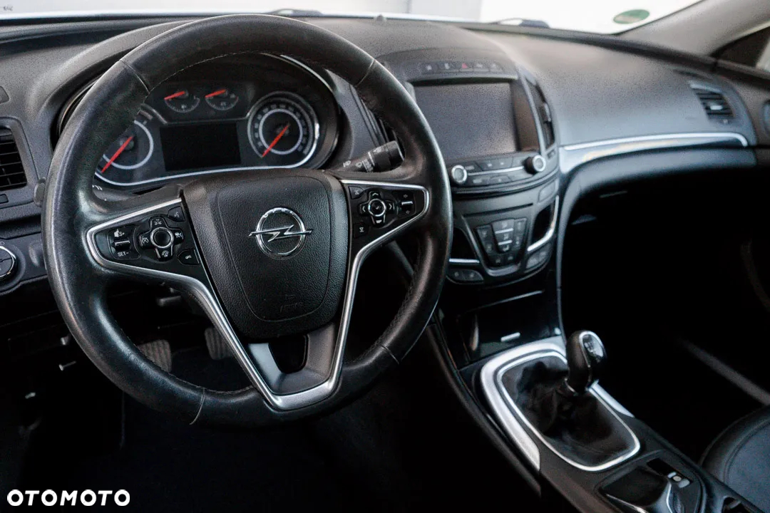 Opel Insignia 1.6 T Cosmo S&S - 16