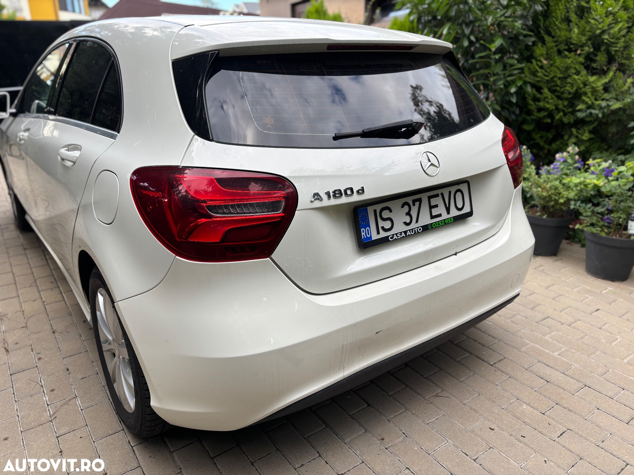 Mercedes-Benz A - 4