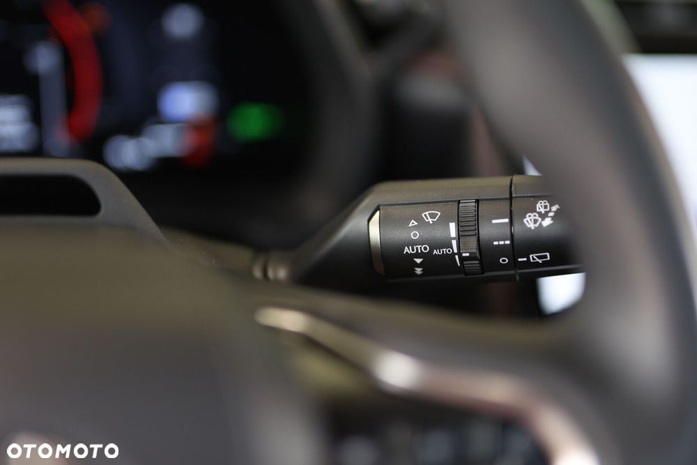 Lexus LBX 1.5 Hybrid Emotion - 35