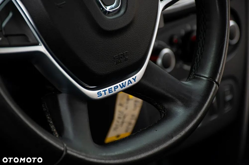 Dacia Sandero Stepway TCe 100 Prestige - 37