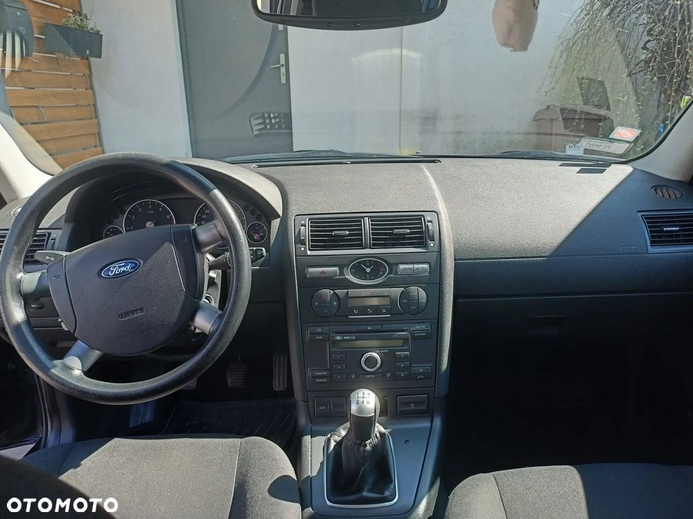 Ford Mondeo 1.8 Trend / Trend+ - 14