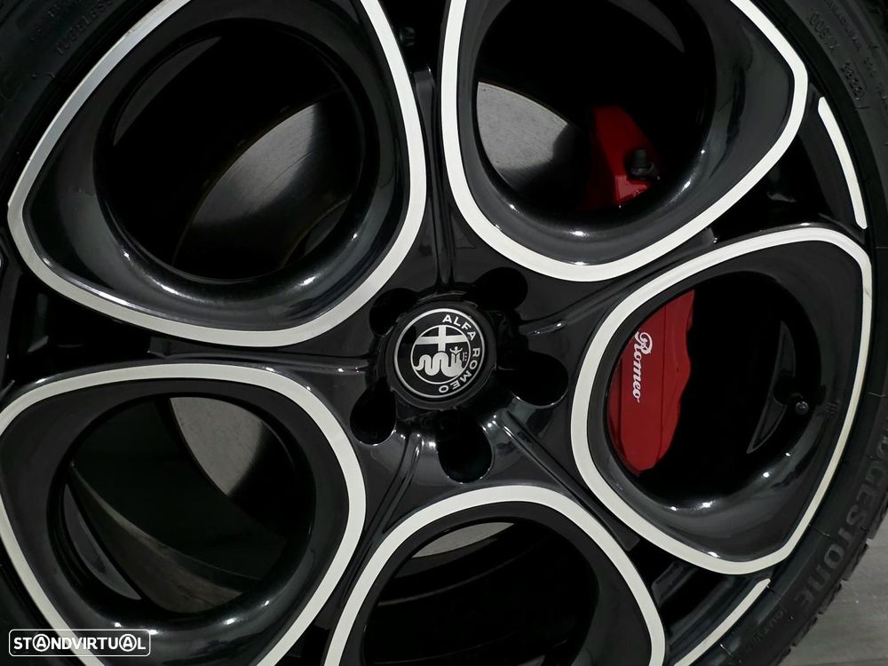 Alfa Romeo Tonale 1.5 Hybrid Edizione Speciale - 18