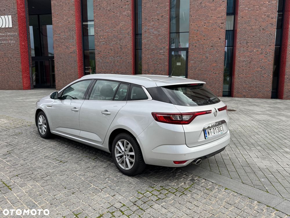 Renault Megane 1.5 Blue dCi Intens - 13