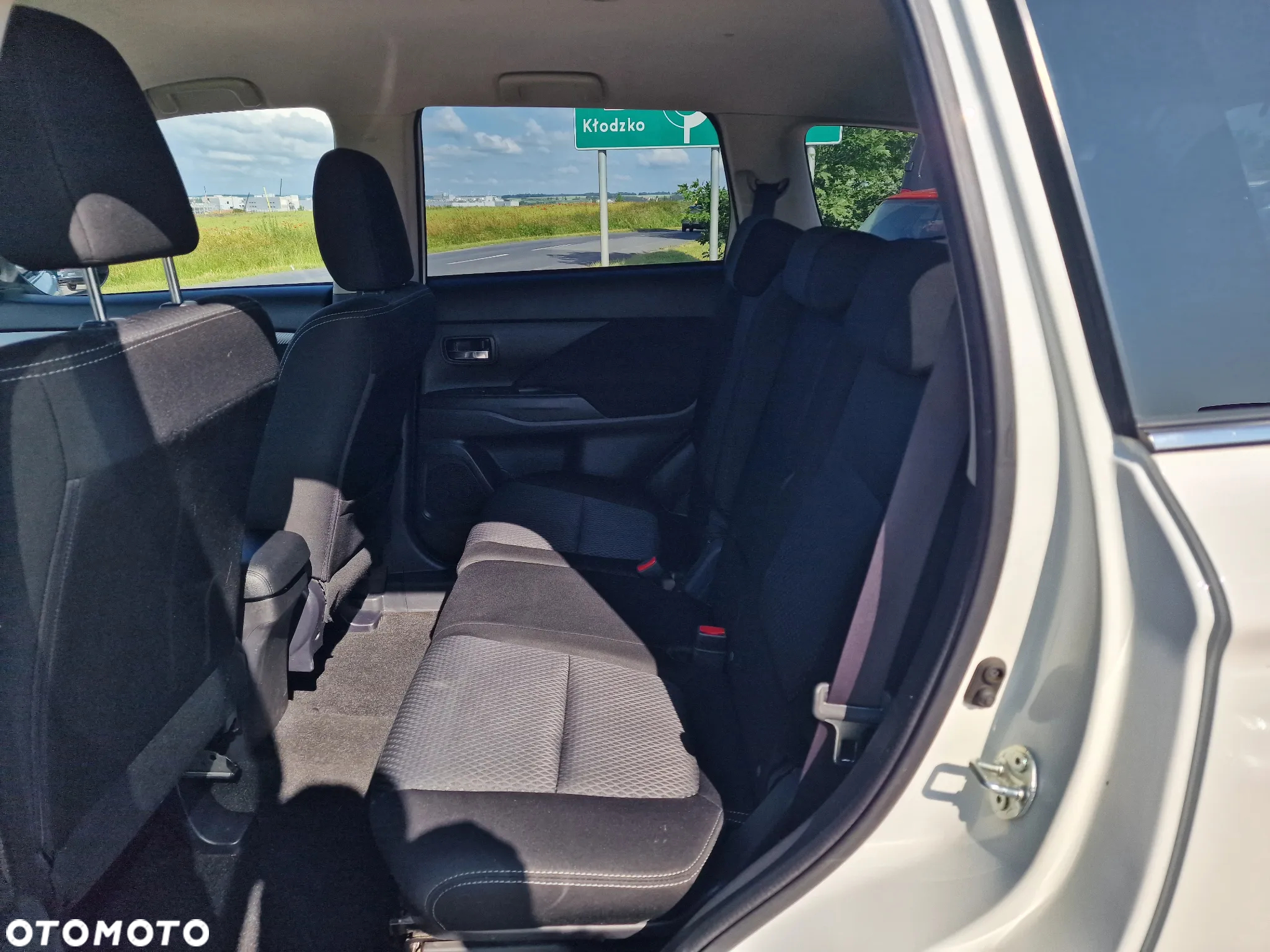 Mitsubishi Outlander 2.2 DID Intense + 4WD - 22