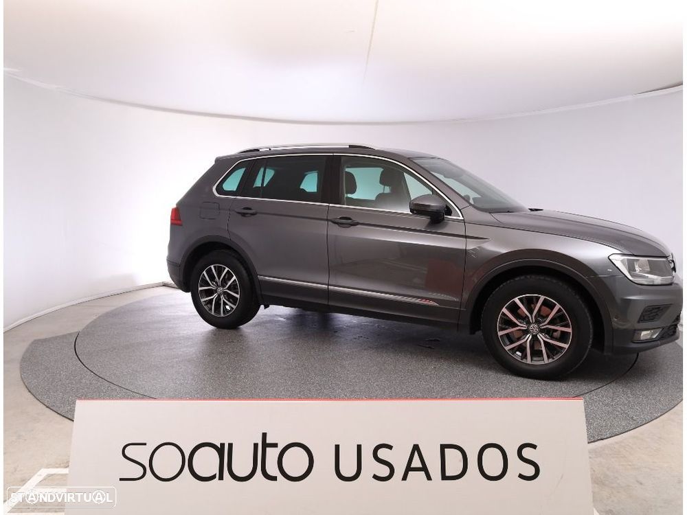 VW Tiguan 1.5 TSI Confortline - 6