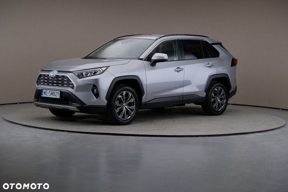 Toyota RAV4 - 1