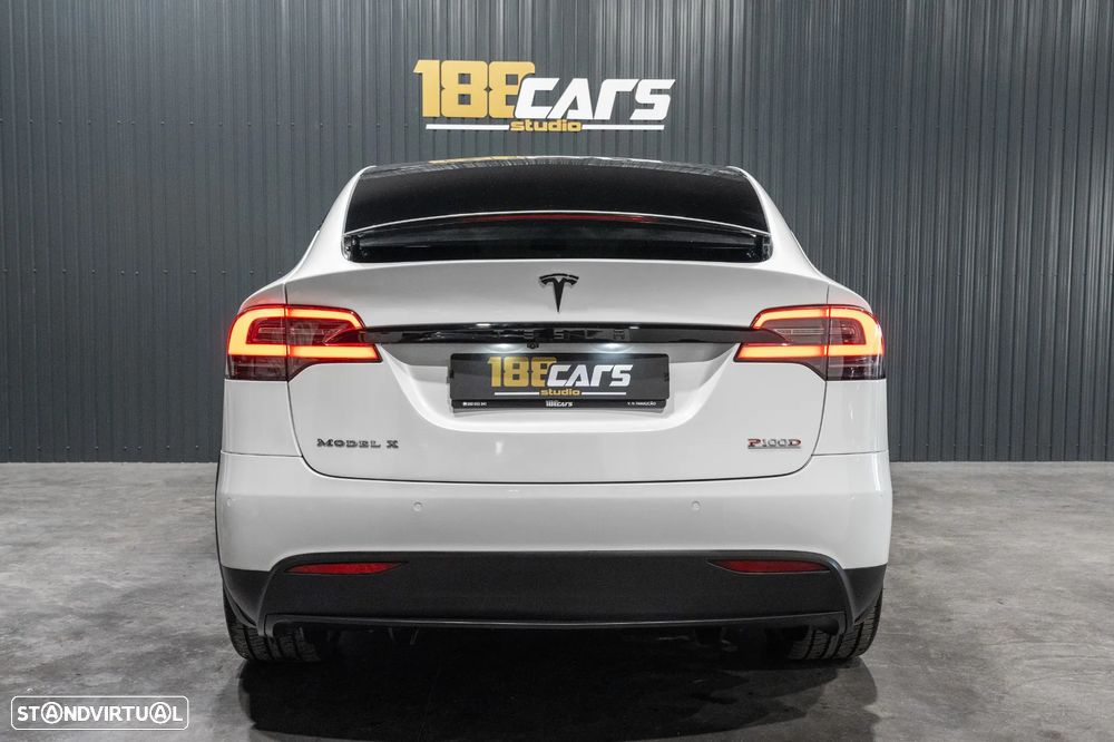 Tesla Model X P100D - 49