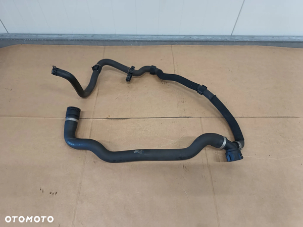 BMW F45 F48 MINI F56 F60 Przewód wody 7617363 / 9250566