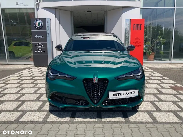 Alfa Romeo Stelvio 2.0 Turbo Tributo Italiano Q4 - 5