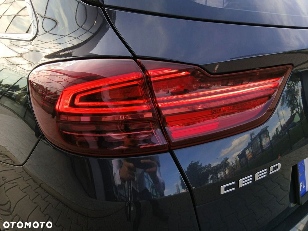 Kia Ceed 1.5 T-GDI M DCT - 28