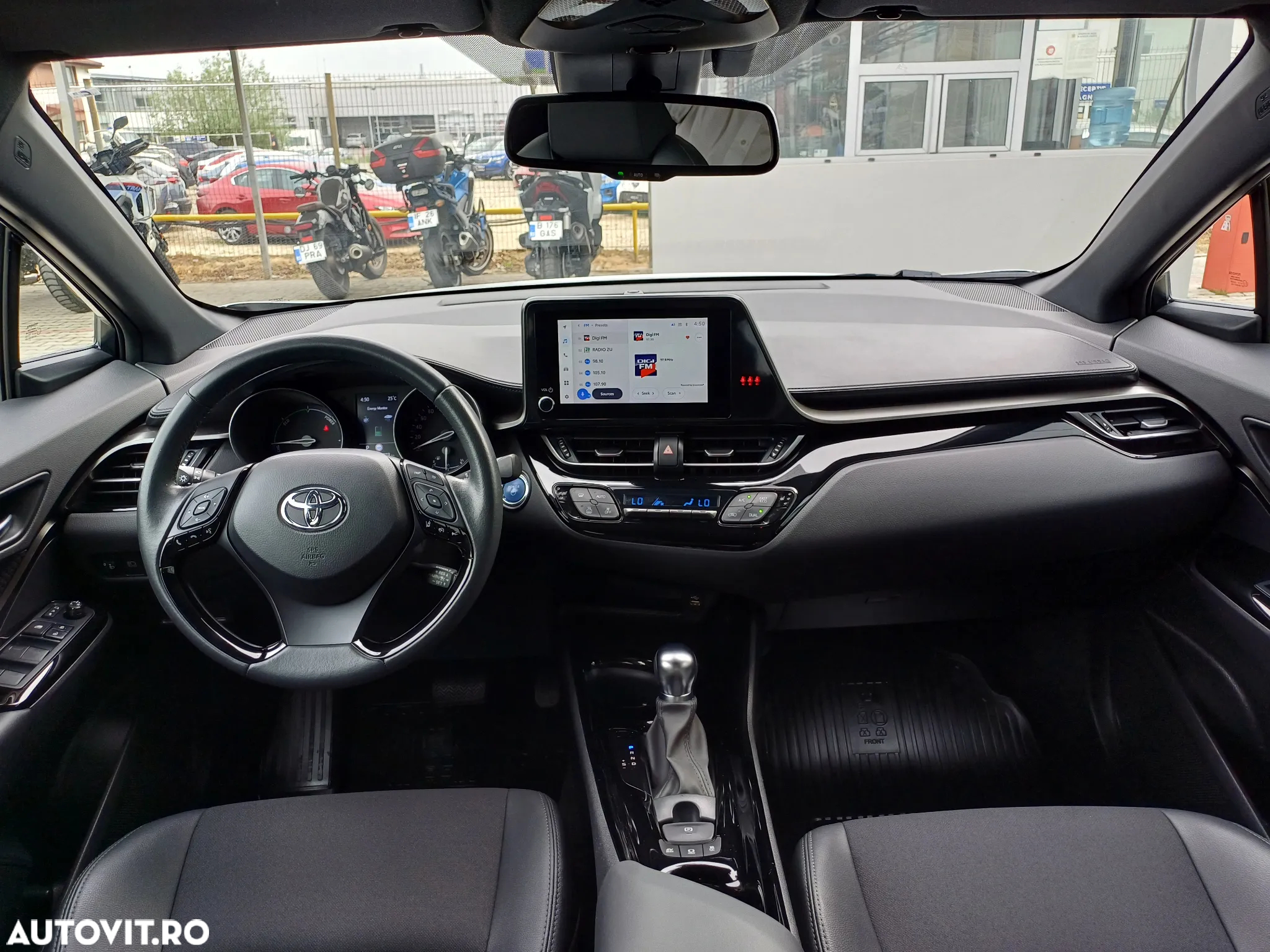 Toyota C-HR 2.0 HSD 184 CP 4x2 CVT Style - 13