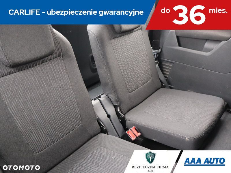 Peugeot 5008 - 19