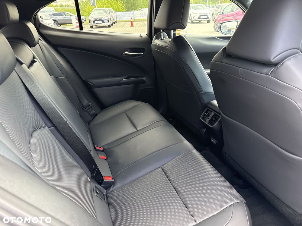 Lexus UX 300h Prestige - 10