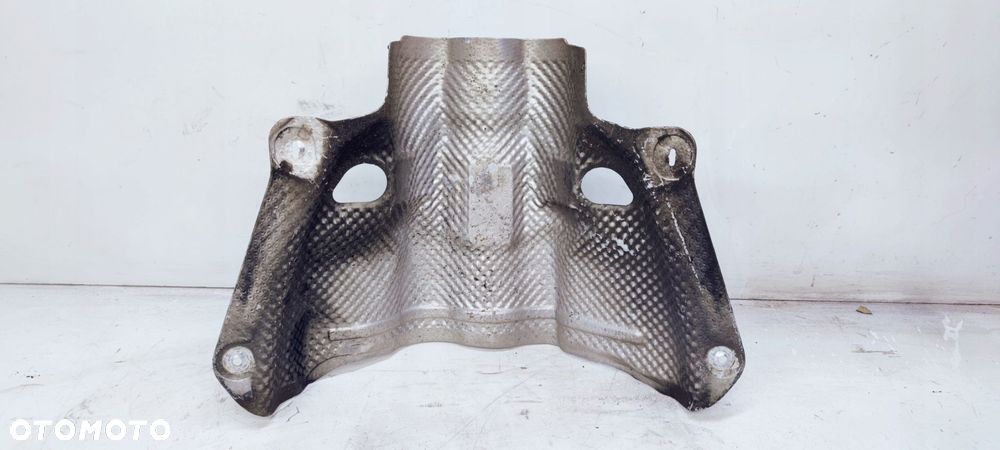 OSŁONA TERMICZNA WYDECHU AUDI A4 A5 8K0521443C - 1