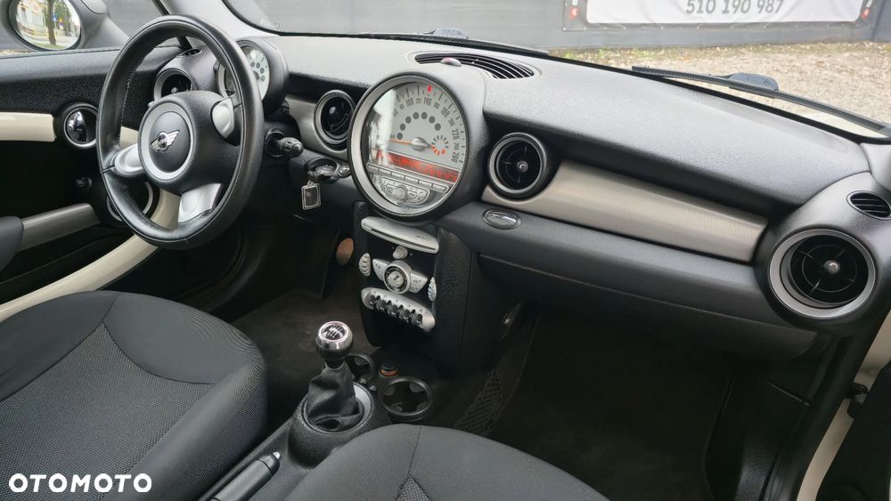 MINI ONE - 18