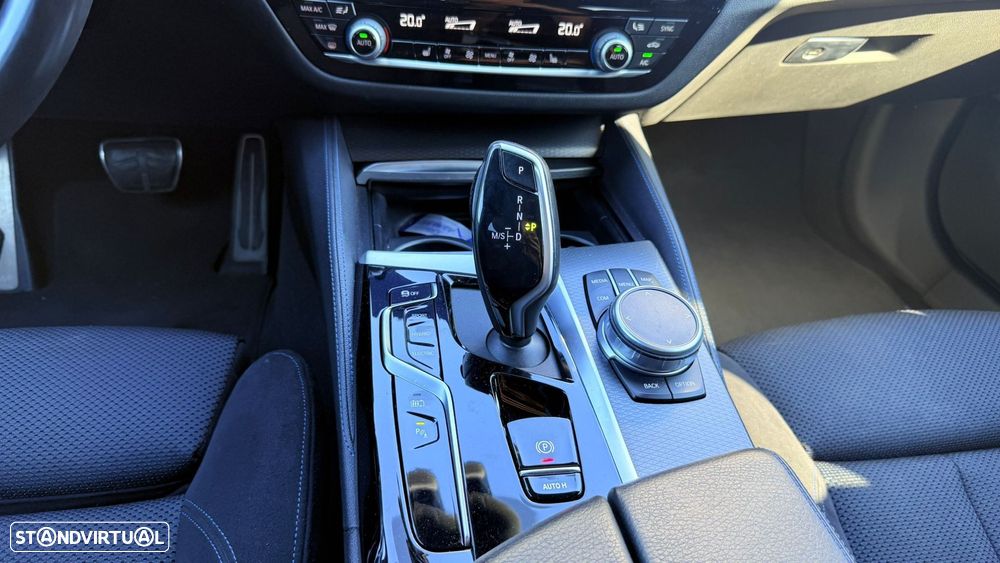 BMW 530 e iPerformance Pack M - 19