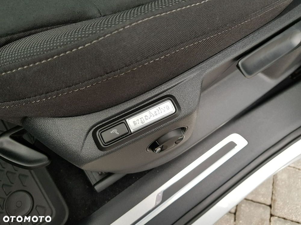 Volkswagen Tiguan Allspace 2.0 TDI Elegance DSG - 27