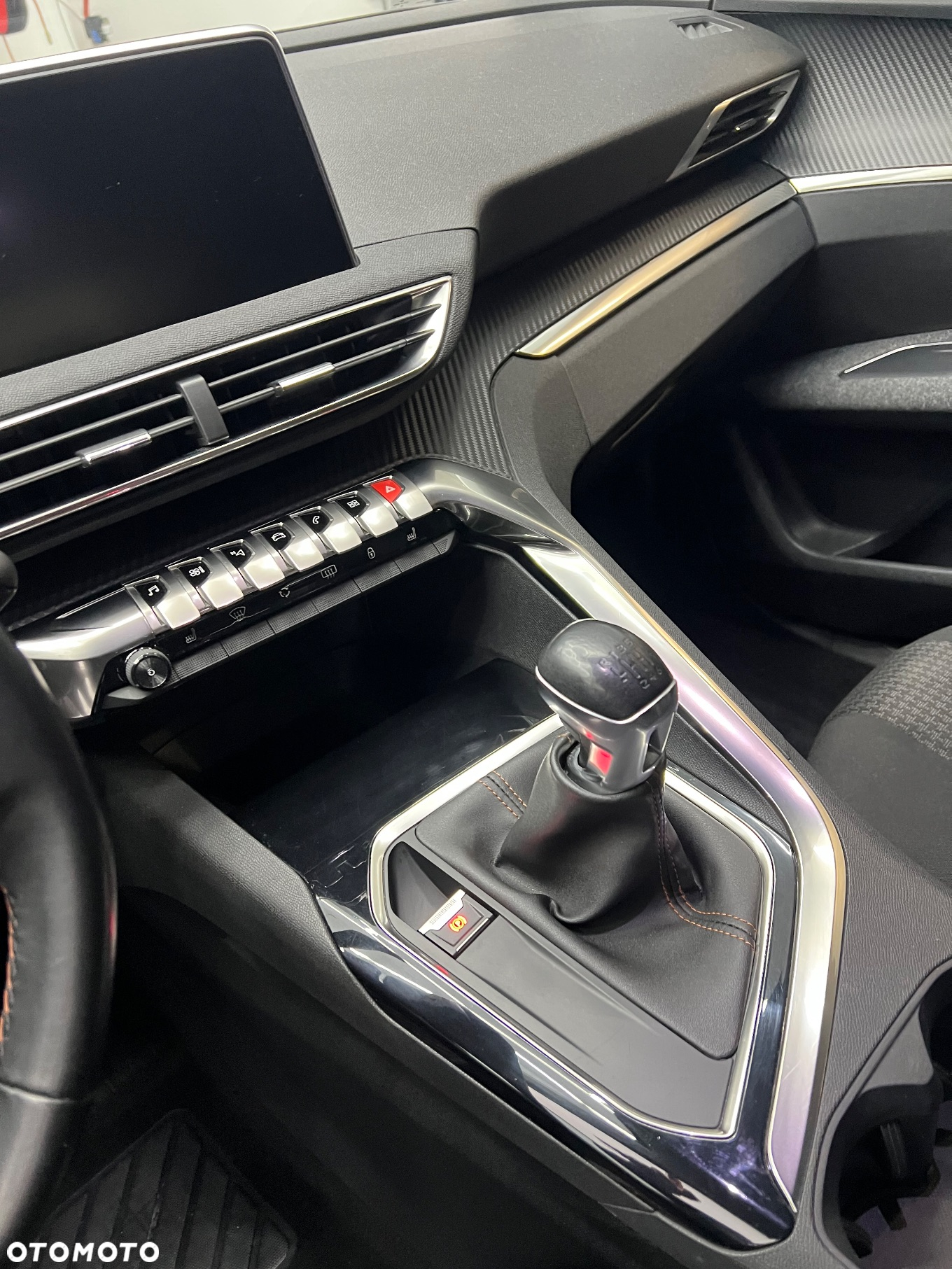 Peugeot 3008 PureTech 130 Stop & Start GPF Allure - 5