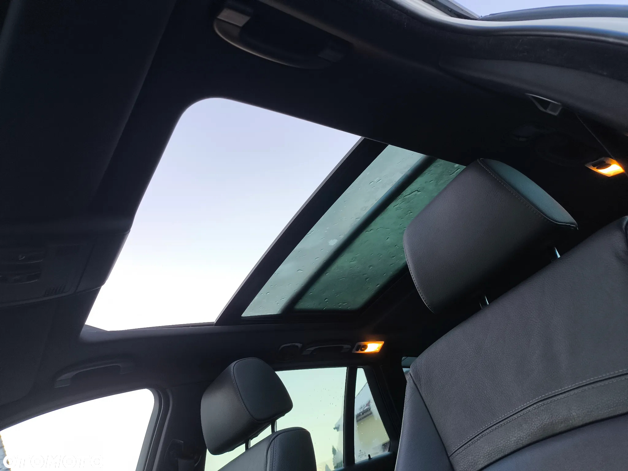 BMW Seria 3 320d xDrive DPF Touring - 17