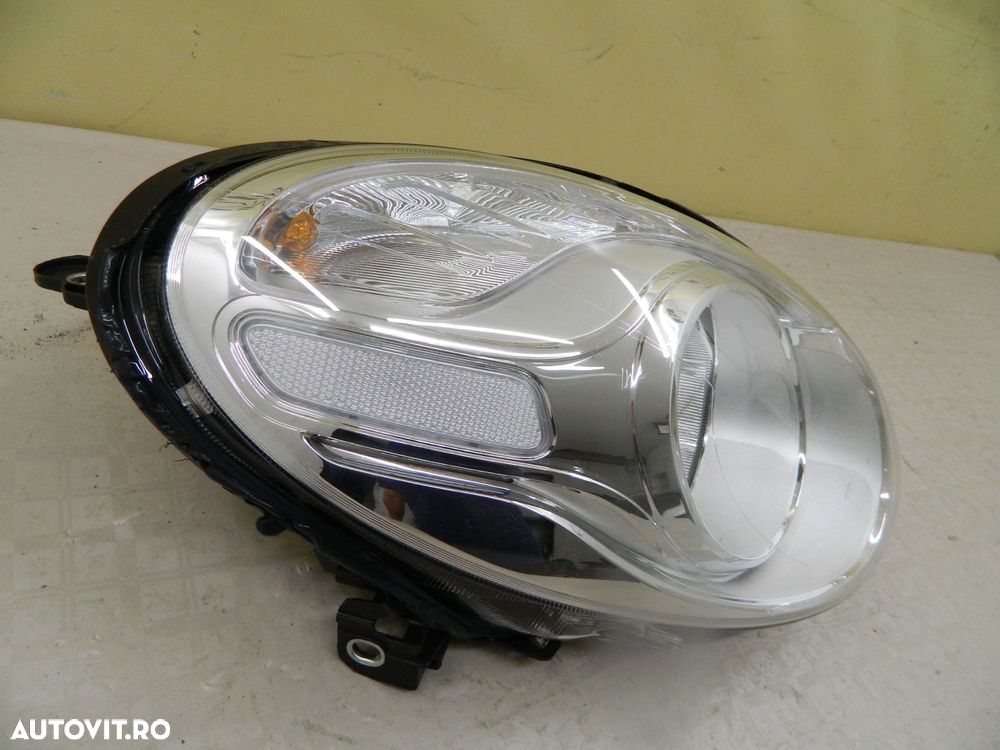 Far dreapta Fiat 500L Halogen, 2013, 2014, 2015, 2016, 2017, 2018. - 3