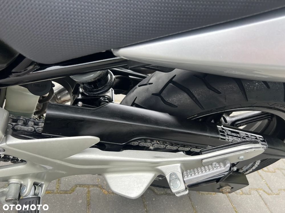 Honda CBF - 28