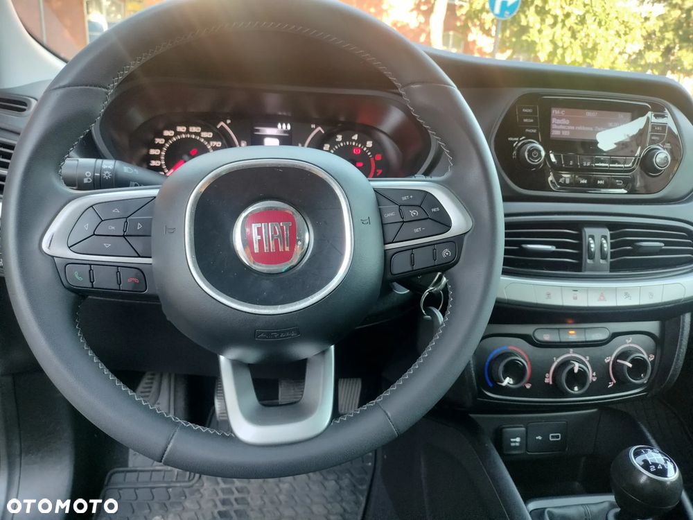 Fiat Tipo 1.4 16V More - 8