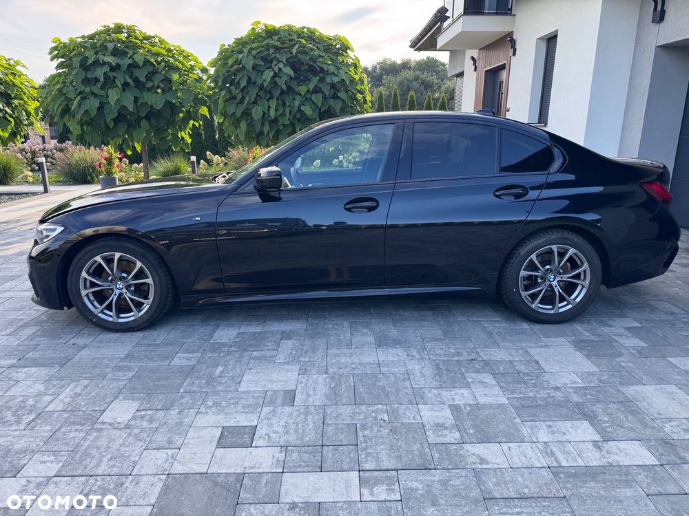 BMW Seria 3 320d xDrive M Sport - 8